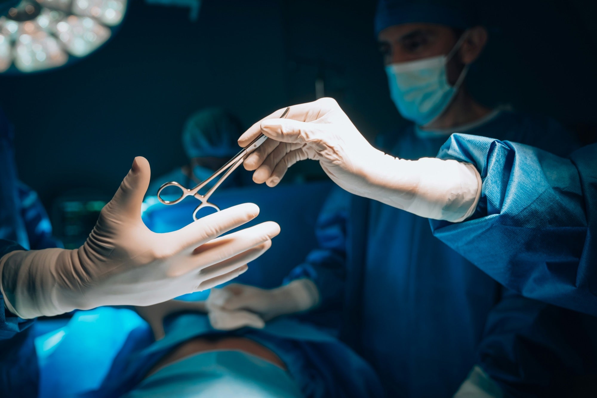 Total hip arthroplasty: what cryocompression changes after surgery