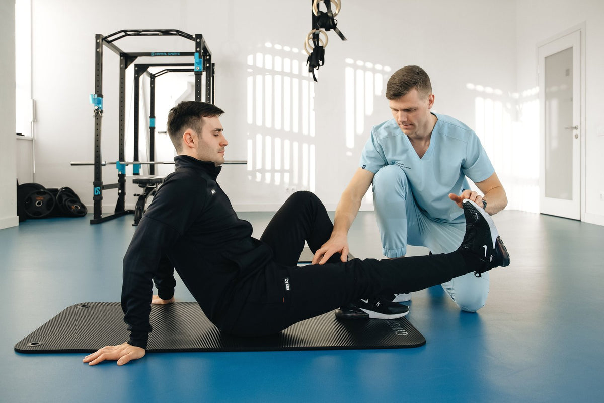 Starting electrical stimulation in the first week after knee surgery
